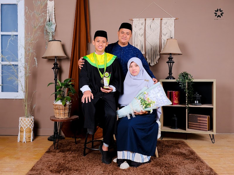 Daun Photo Stempel & Desain: Menghias Bisnis Lokal Cilacap